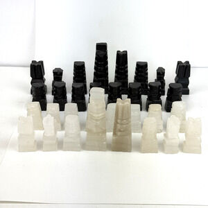 Complete 32 Piece Aztec Mayan Mexico Style Chess Set Carved Stone Quartz? Agate?